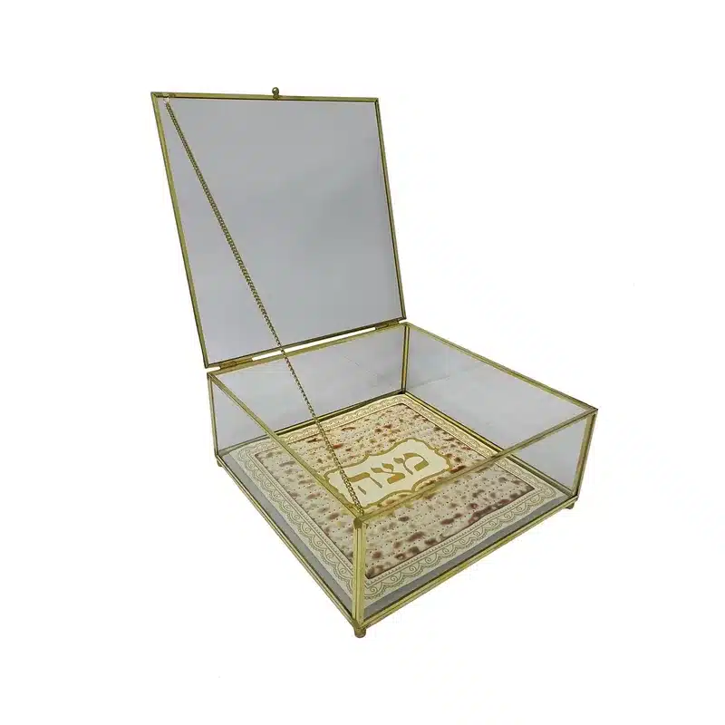 כלי למצות מזכוכית  מסגרת מתכת זהב+ מכסה של חברת דקל בע"מ