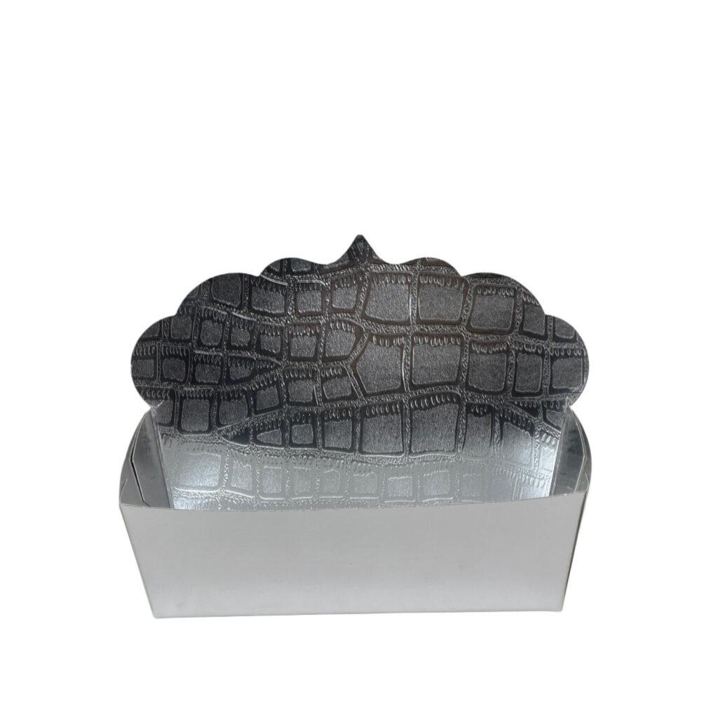 מגש קרטון מודבק+גב 23.5/15/7 ס"מ-דמוי עור כסף מיטאלי של דקל בע"מ